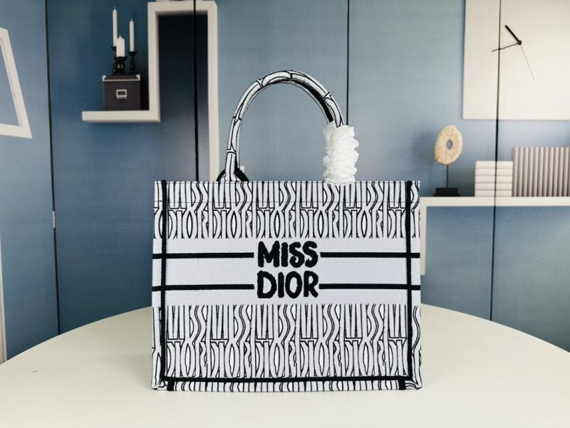 Christian Dior Shopping Bags